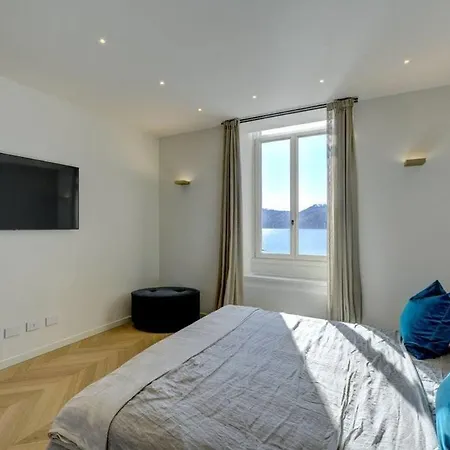 Two-Room Apartments With A Chic View Apartment *